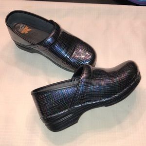Dansko XP’s women’s clogs multi colored
